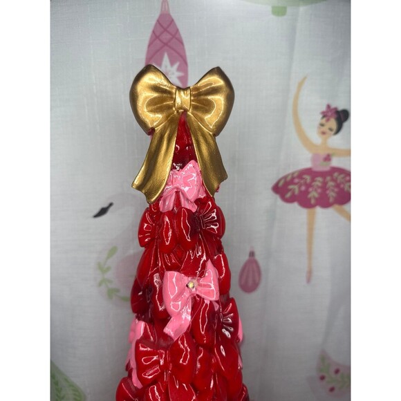 Cupcakes and Cashmere Red and Pink Bow LED Tree - Picture 2 of 6
